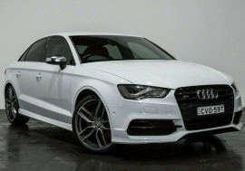 Audi S3 S tronic quattro 8V MY14