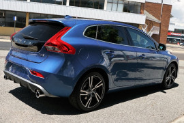 2017 MY18 Volvo V40 M Series T5 R-Design Sedan