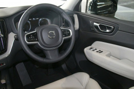 2017 MY18 Volvo XC60 UZ T5 Inscription Wagon