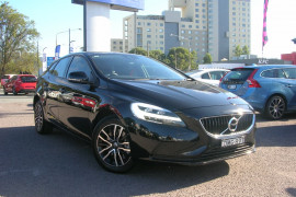 Volvo V40 D2 - Momentum M Series  D2
