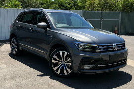 Volkswagen Tiguan Highline 5N