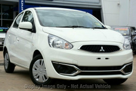 Mitsubishi Mirage ES LA