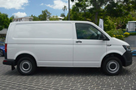 2017 Volkswagen Transporter T6 SWB Van Normal Roof Van