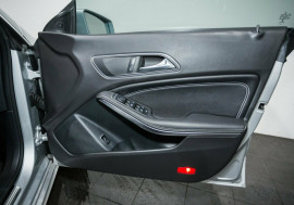 2015 MY06 Mercedes-Benz CLA200 X117 806MY Shooting Brake DCT Wagon