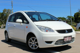 Mitsubishi Colt ES RG MY08
