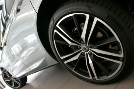 2017 MY18 Volvo XC60 UZ D5 R-Design Wagon