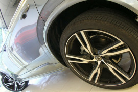 2017 Volvo XC90 L Series T6 R-Design Wagon