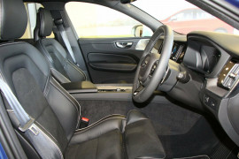 2017 MY18 Volvo XC60 UZ T6 R-Design Wagon