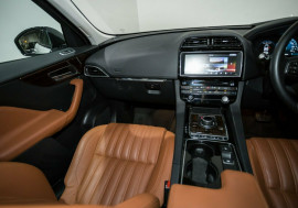 2016 MY17 Jaguar F-PACE X761 MY17 30d AWD Portfolio Wagon