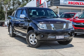 Nissan Navara ST-X D40