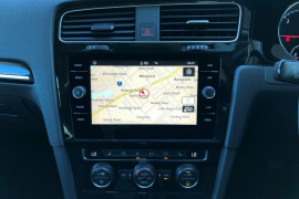 2017 MY18 Volkswagen Golf 7.5 110TDI Highline Hatchback