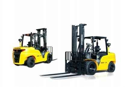 New Hyundai Forklifts 35/40/45/50 D-9S