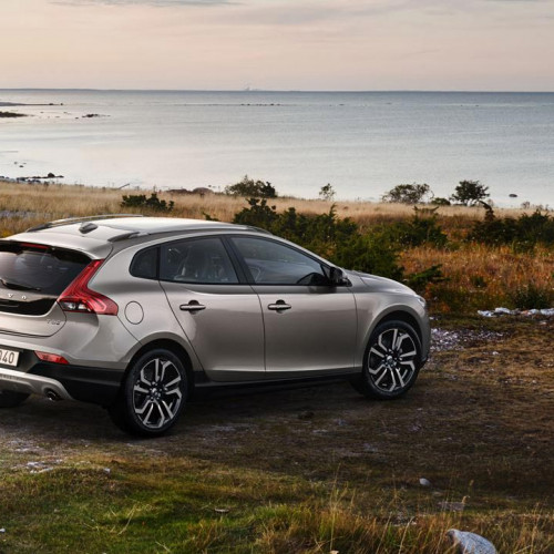 V40 Cross Country