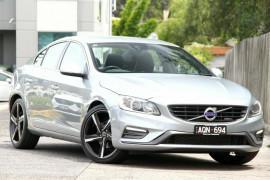 Volvo S60 T5 Adap Geartronic R-Design F Series MY15