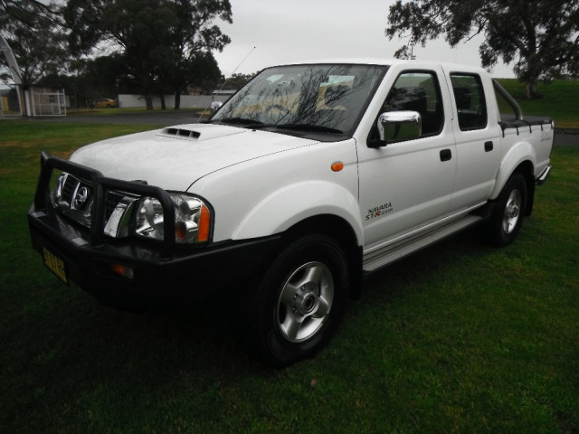 Nissan navara d22 my2010 st-r utility dual cab #8