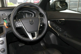 2017 Volvo V40 M Series D4 Inscription Hatchback