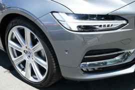 2016 MY17 Volvo S90 D5 Inscription Sedan