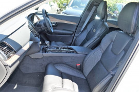 2017 MY18 Volvo XC90 L Series D5 Inscription Sedan