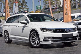 Volkswagen Passat Wagon 140TDI Highline 3C (B8)