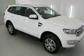 Ford Everest Trend 4WD UA