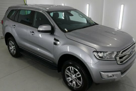 Ford Everest Trend 4WD UA