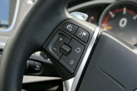 2016 MY17 Volvo V40 Cross Country M Series D4 Inscription Hatchback