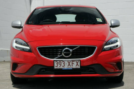 2017 Volvo V40 M Series T5 R-Design Hatchback
