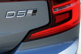 2016 MY17 Volvo S90 D5 Inscription Sedan