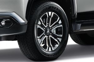 <img src="18 Inch Alloy Spoke Wheel