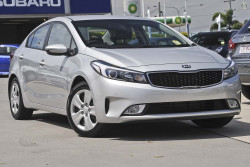 Kia Cerato (AV)  S 2.0L