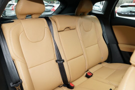 2017 MY18 Volvo V40 M Series T4 Inscription Sedan