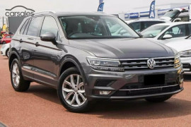Volkswagen Tiguan Highline 5N