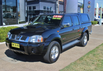 Nissan Navara ST-R D22 S5