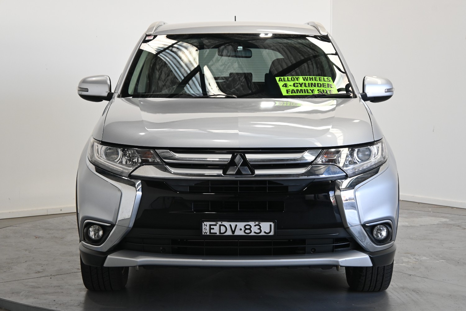 Used Mitsubishi Outlander Ls X Wagon Um Albion Park Rail Nsw