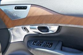 2017 MY18 Volvo XC90 L Series D5 Inscription Sedan