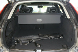 2017 MY18 Volvo XC60 UZ T5 Inscription Wagon