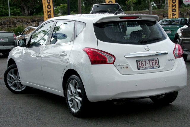 Nissan pulsar st hatch 2013 #8