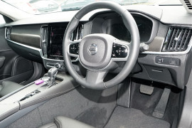 2016 MY17 Volvo V90 Cross Country D5 Inscription Hatch