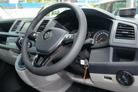 2017 Volkswagen Transporter T6 SWB Van Normal Roof Van