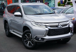 Mitsubishi Pajero Sport GLS QE