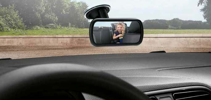 Additional interior rear view mirror