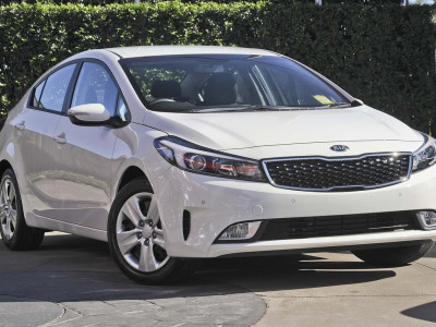 Kia Cerato Sedan S with AV YD