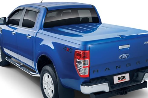<img src="Tonneau Cover - Hard - 1 Piece
