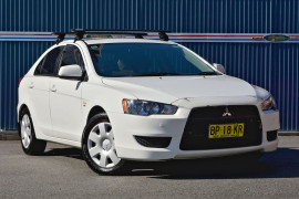 Mitsubishi Lancer ES CJ MY11