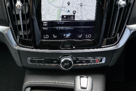 2016 MY17 Volvo V90 Cross Country D5 Inscription Hatch