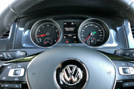 2017 Volkswagen Golf 7.5 110TSI Trendline Hatchback
