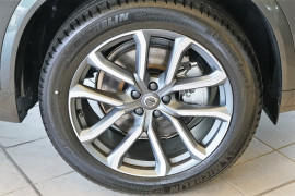 2017 MY18 Volvo XC90 L Series D5 Inscription Sedan