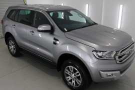 Ford Everest Trend 4WD UA