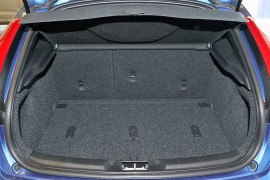 2017 MY18 Volvo V40 M Series T5 R-Design Sedan