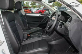 2017 MY18 Volkswagen Tiguan 5N Comfortline Wagon